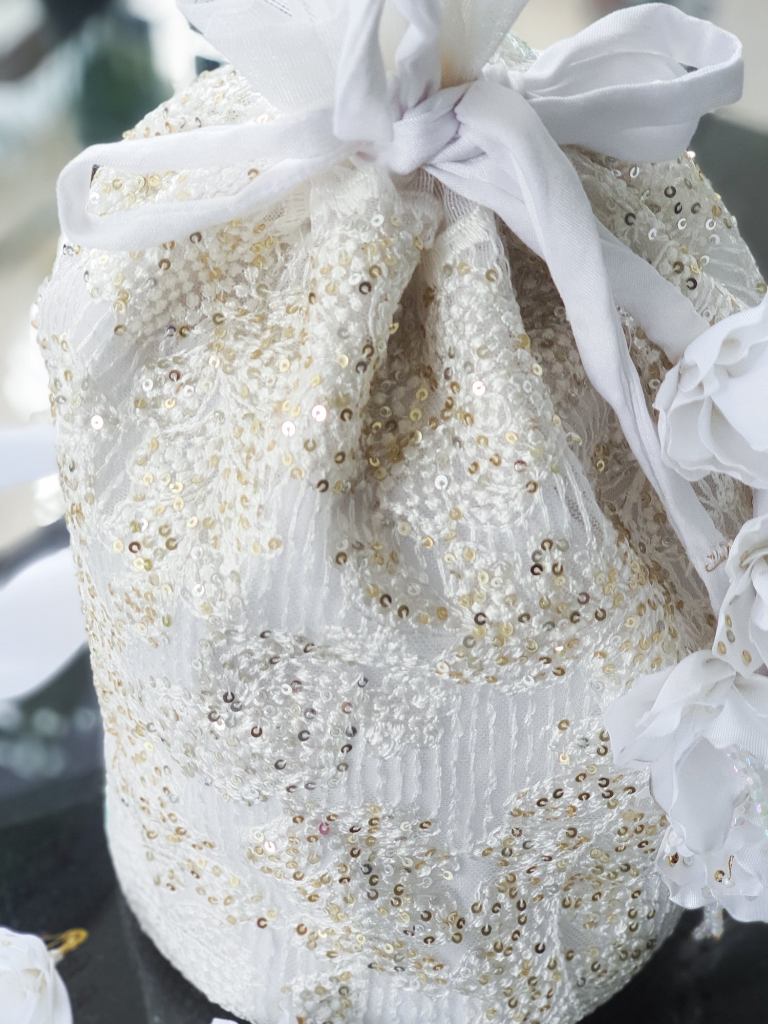 A BELEZA POTLI BAG WHITE